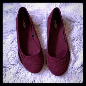 Women’s flats